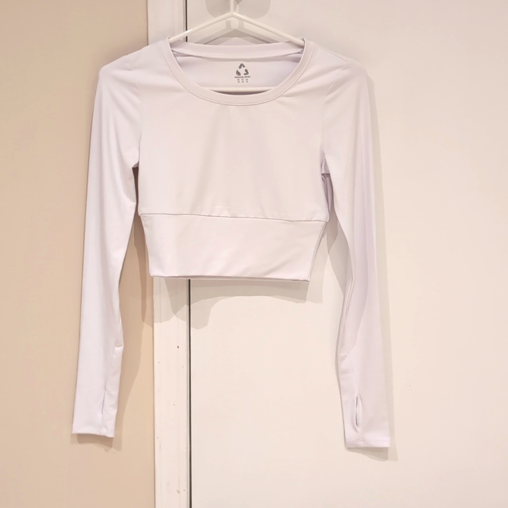 Long sleeve crop tops